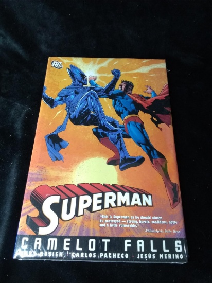 Comics Graphic Novel - Superman