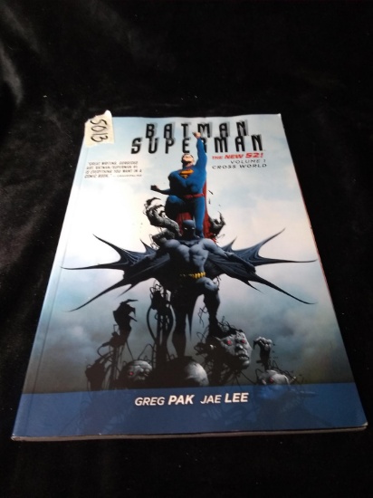 Comics Graphic Novel - Batman / Superman Volume 1