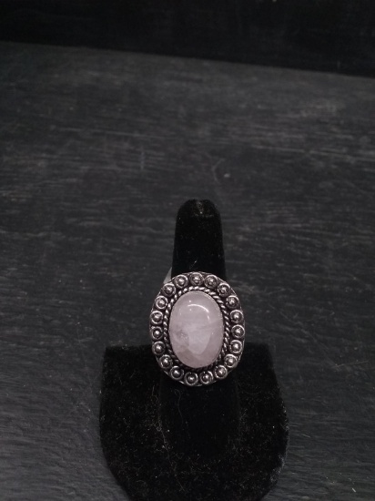 Jewelry-Ring with Polished Stone-Rose Quartz Size 8