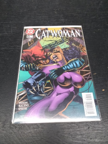 DC Comic Book-Catwoman-#33 May
