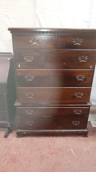 Pine 2/5 Chest