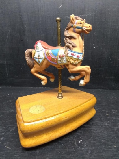 American Carousel By Tobin Fraley 918/1500 Music Box