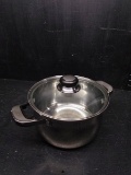Oneida Cookware-Double Handle Stew Pot with Lid