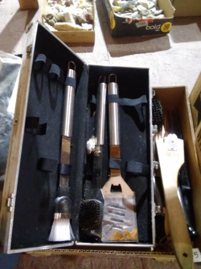 BL-Grilling Items, Cover, Tools
