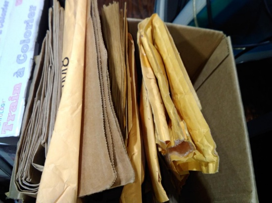 BL-Shipping Items-Padded Envelopes, Paper