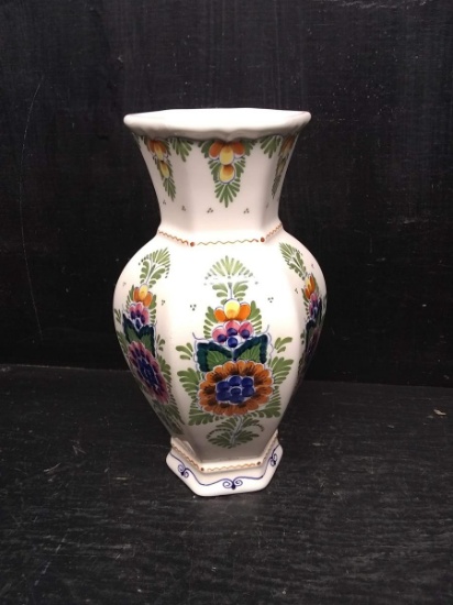 Hand painted Delft Vase