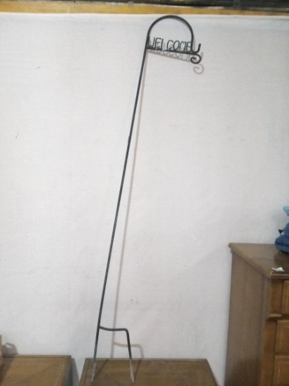 BL-Wrought Iron Garden Shepherds Hook "Welcome"