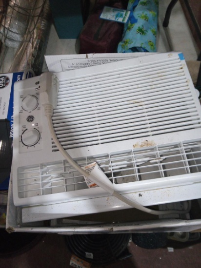 BL-GE 5000 BTU Window A/C Unit