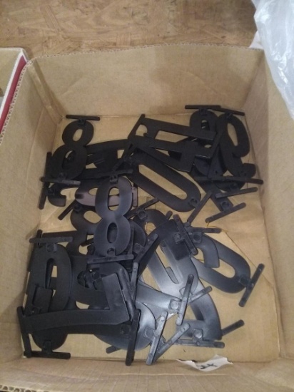 BL-Plastic Yard Sign Letters and Numbers