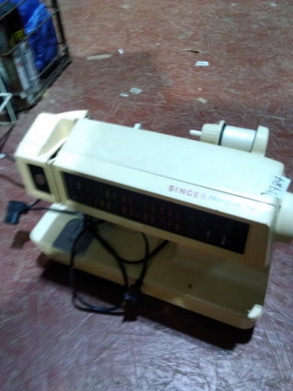 BL-Singer Touch-Tronic 2010 Sewing Machine