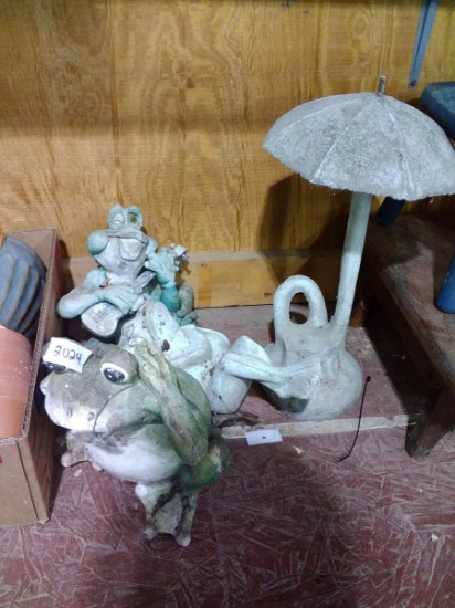 BL-Collection 2 Resin Frog Garden Figures