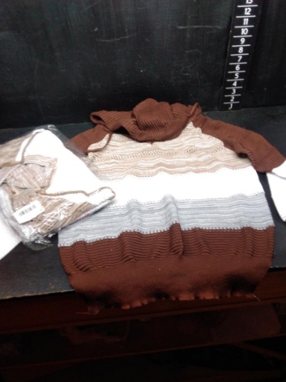 (2) Lightweight Sweater Hoodies Size XL-NIP