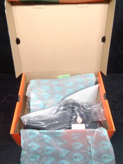 Ladies Shoes-Sporto Grey Size 11