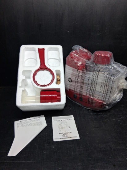 Cook Essential Pasta 7 Sausage Maker - NIP