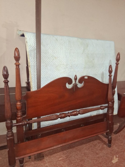 Antique Mahogany Reeded Poster Bed with Metal Rails-Double
