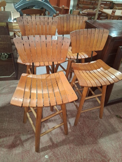 Set 4 Oak Slat Back and Bottom Barstools