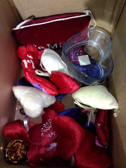 BL-Assorted Valentine Decor