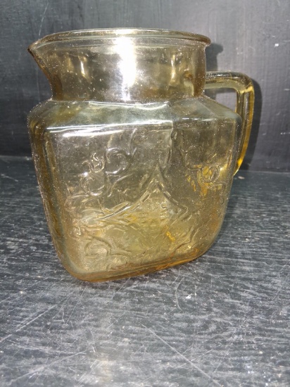 Vintage Depression Light Amber Federal Madrid Pitcher