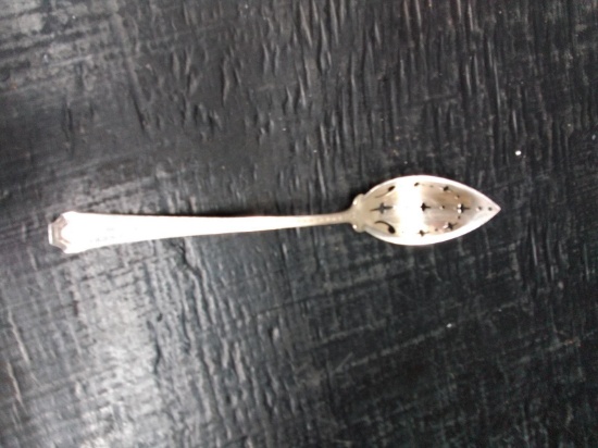 Sterling Silver Spoon-Pierced Cantaloupe 2.06 grams
