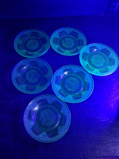 Collection 6 Green Depression Vaseline Dessert Plates