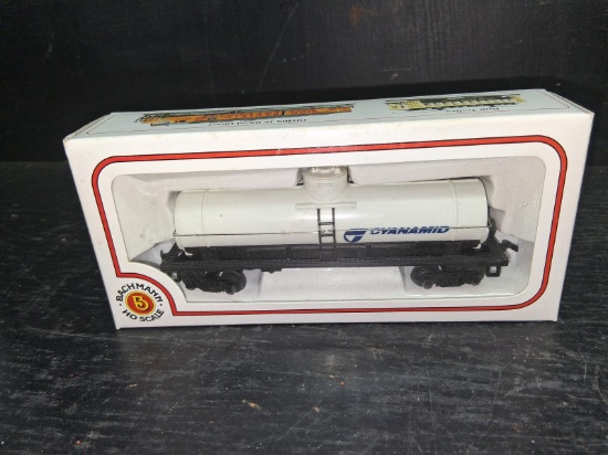 HO Scale Train-Bachmann Cyanamid