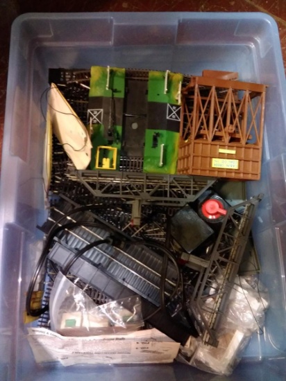 BL-Assorted Train Accessories