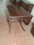 Antique Mahogany Duncan Phyfe Drop Side Table with 2 Leaves