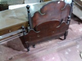 Antique Mahogany Twisted Post with Wooden Rails-single
