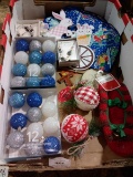 BL-Ornaments, Placemats, Necklace