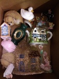 BL-Assorted Novelties-Ducks, Teapot, Vases