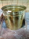 BL-Brass Planter