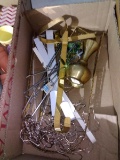 BL-Assorted Peg Hook Brackets, Over the Door Hangers, Brass Vase