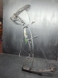 Hoyt Spyder Air Shox Bow