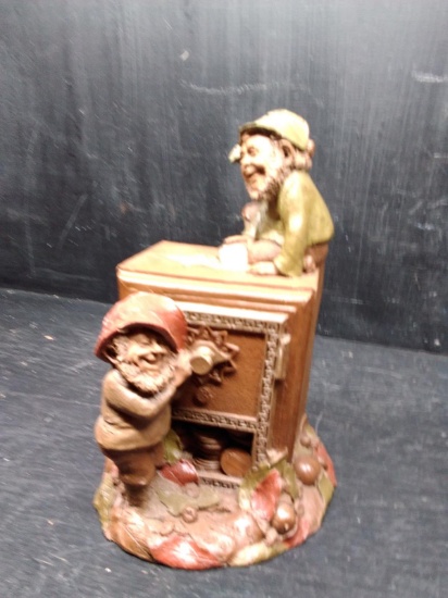Tom Clark Gnome-1985 Merrill Lynch