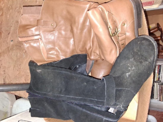 BL-Leather and Suede Boots Size 11