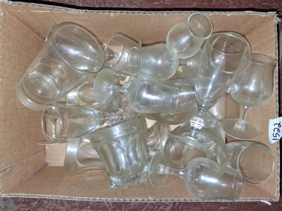 BL- Assorted Clear Glassware & Stems