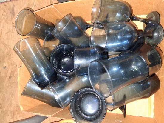 BL-ASsorted Blue Glassware and Stems