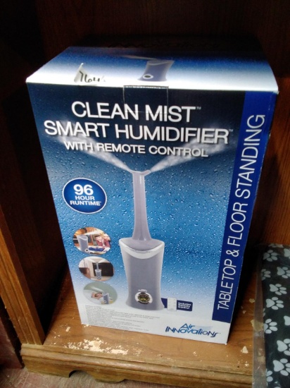 Air Innovations Clean Mist Smart Humidifier with Remote -NIB