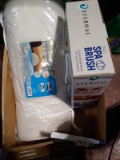 BL-Spa Brush, Half Moon Pillow
