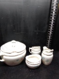 Vintage Q&P Co 4 pc Bathroom Set