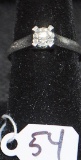 LADIES PLATINUM ROUND BRILLIANT CUT DIAMOND RING
