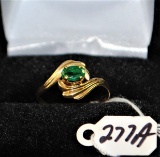 LADIES 18K YELLOW GOLD EMERALD SOLITAIRE RING