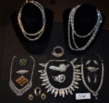 VINTAGE LADIES FASHION JEWELRY