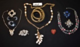 VINTAGE LADIES FASHION JEWELRY