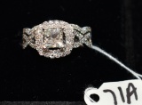 LADIES 222CTTW DIAMOND 14K HALO RING