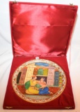 ROUND MARBLE GOLD INLAY PLATE & DISPLAY CASE