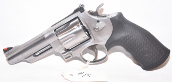 SMITH & WESSON .44 MAGNUM REVOLVER