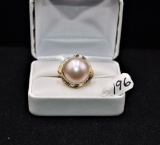 LADIES LOVELY 14K YELLOW GOLD MABE PEARL RING