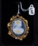 ANTIQUE LADIES 14K YELLOW GOLD CAMEO BROOCH