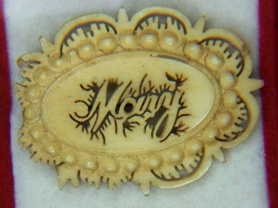Ladies Ivory Victorian "mary" Broch